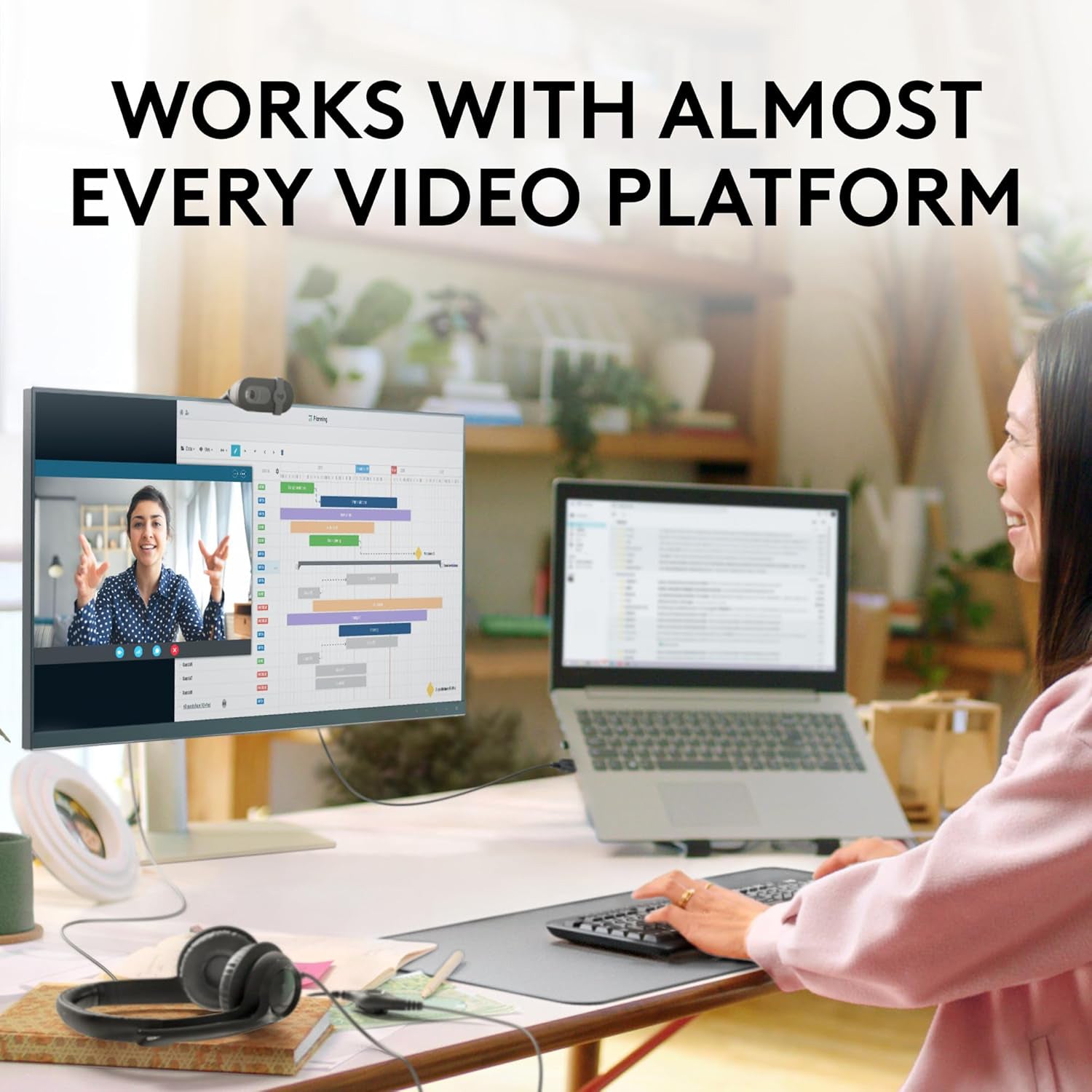 Logitech Brio 101 Full HD 1080p Webcam Made for Meetings and Works for Streaming, Works with Zoom, Microsoft Teams, Auto-light balance, Built-in Mic, Shutter - Black