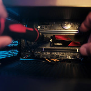 SAMSUNG 990 PRO With Heatsink Internal Solid State Drive - 1TB NVMe M.2 SSD, R/W Speed Up to 7,450/ 6,900 MB/s, PCIe Gen 4.0, NVMe 2.0, V-NAND (MZ-V9P1T0CW)